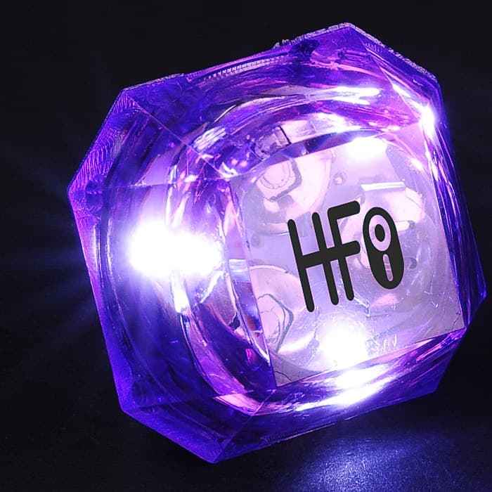 Gem Light-Up Ring - Princess Cut