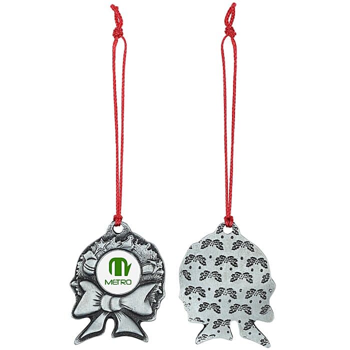 Classic Ornament - Wreath