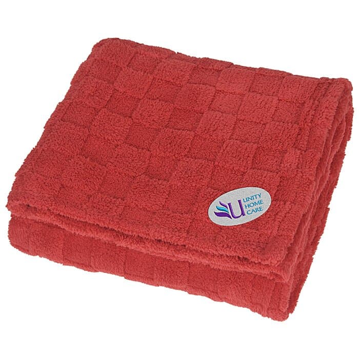 Ultra Plush Checkered Pattern Blanket